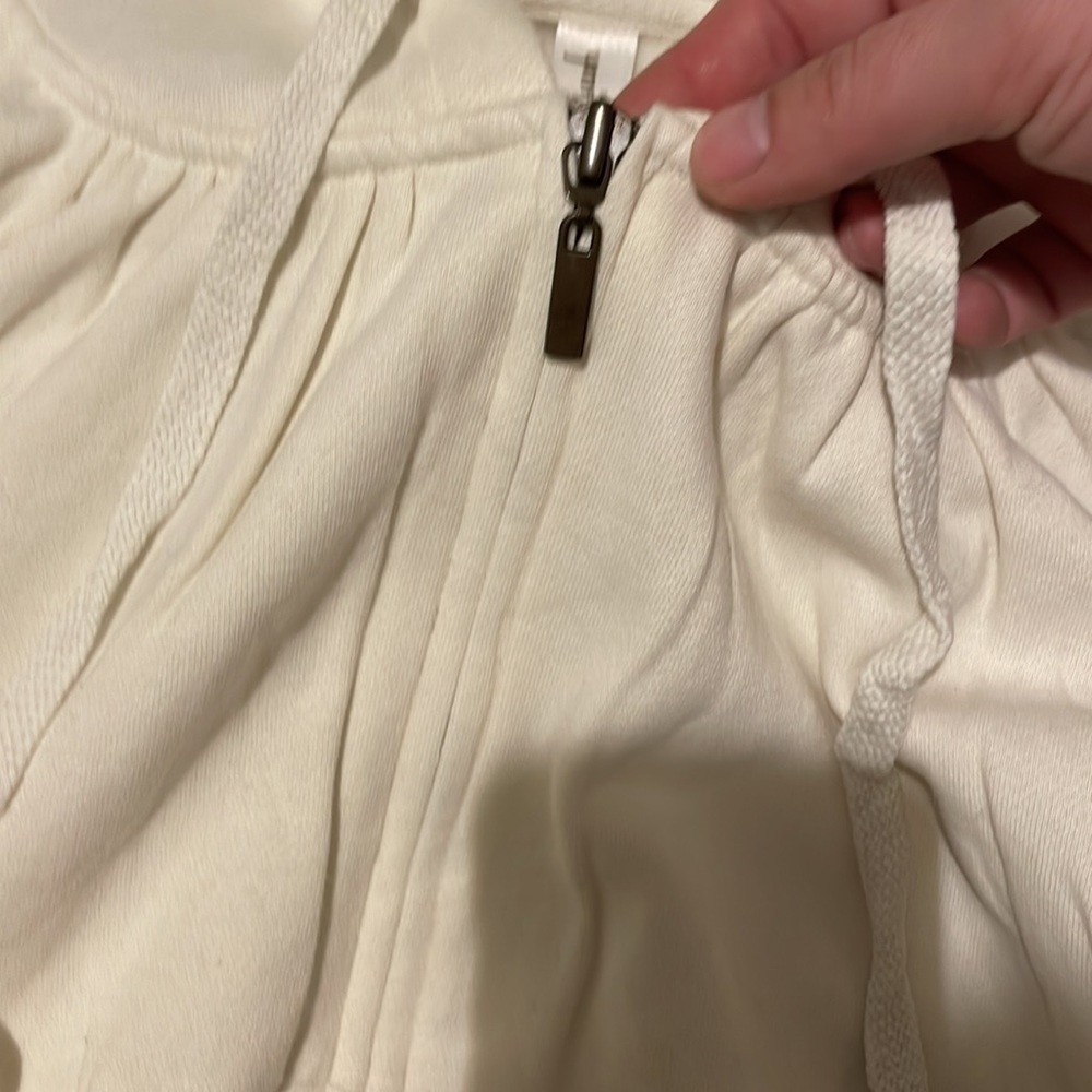 Jacket/ Sweater - Picture 3 of 3